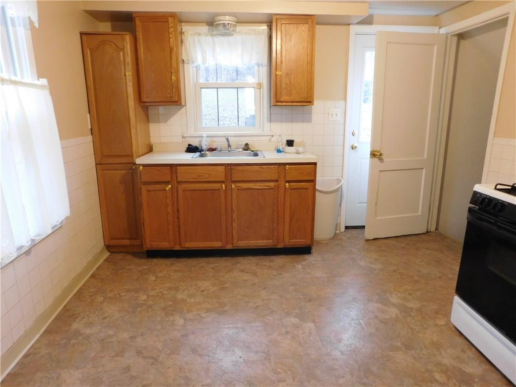 259 Rodi Road Pittsburgh, PA 15235 - Photo 8 of 22 Gallery Image 8
