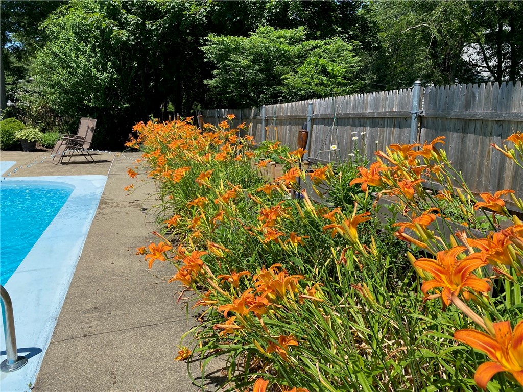 1 Massasoit Avenue Barrington, RI 02806 - Photo 30 of 33