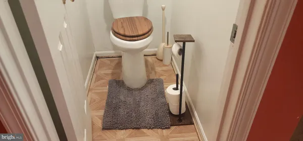 a view of room with an empty space