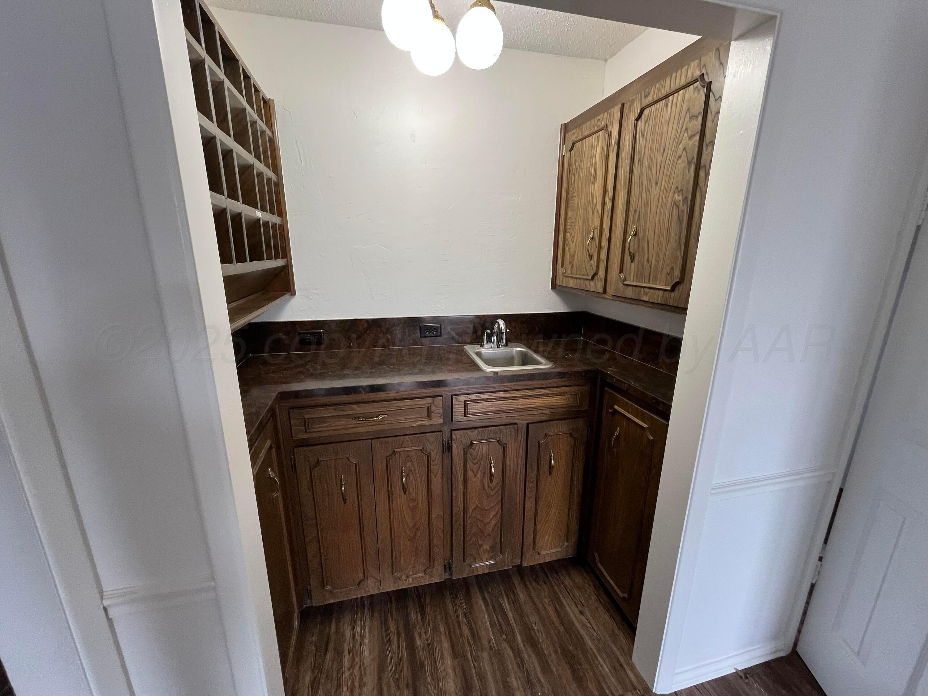 7205 Southwest 37th Avenue Amarillo, TX 79109 - Photo 13 of 20 IMG_3568