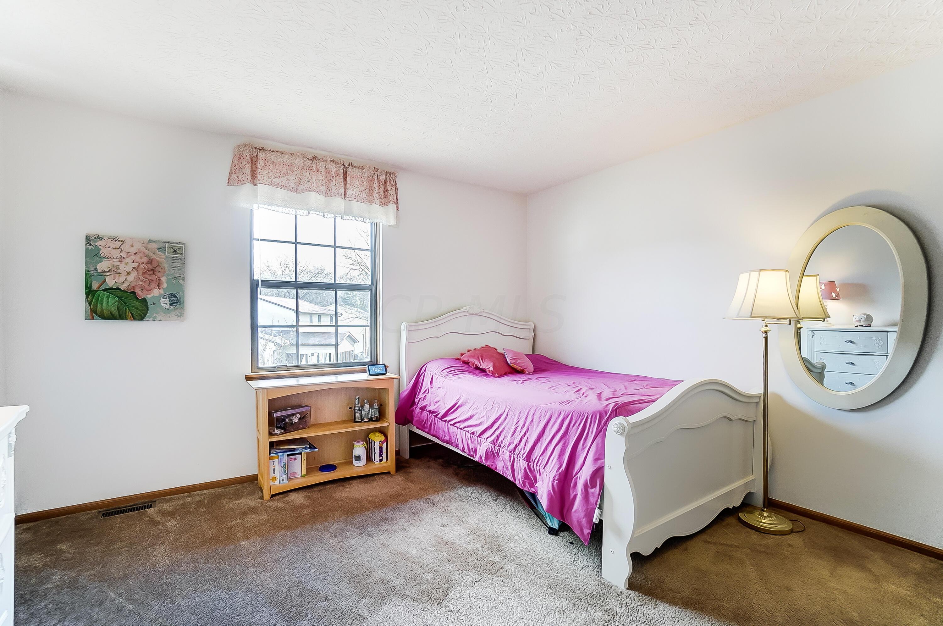 682 South Hempstead Road Westerville, OH 43081 - Photo 40 of 60 Bedroom 4