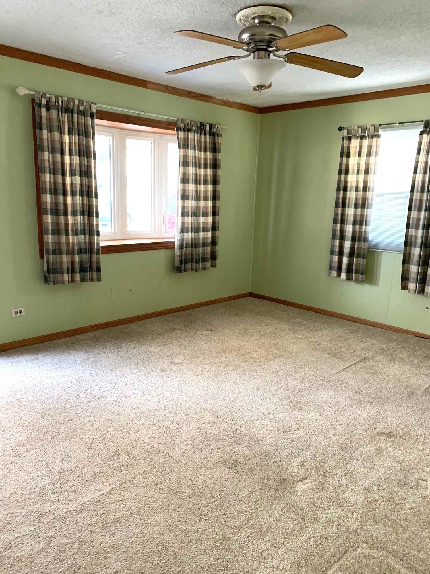2861 Hoover Avenue Springfield, IL 62703 - Photo 2 of 22 Gallery Image 2