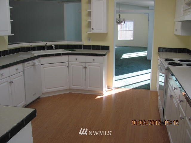 351 Ne Lake Belfair, WA 98528 - Photo 7 of 14 Gallery Image 7