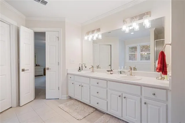 $585,000 | 314 Savannah Place, Loganville, GA 30052