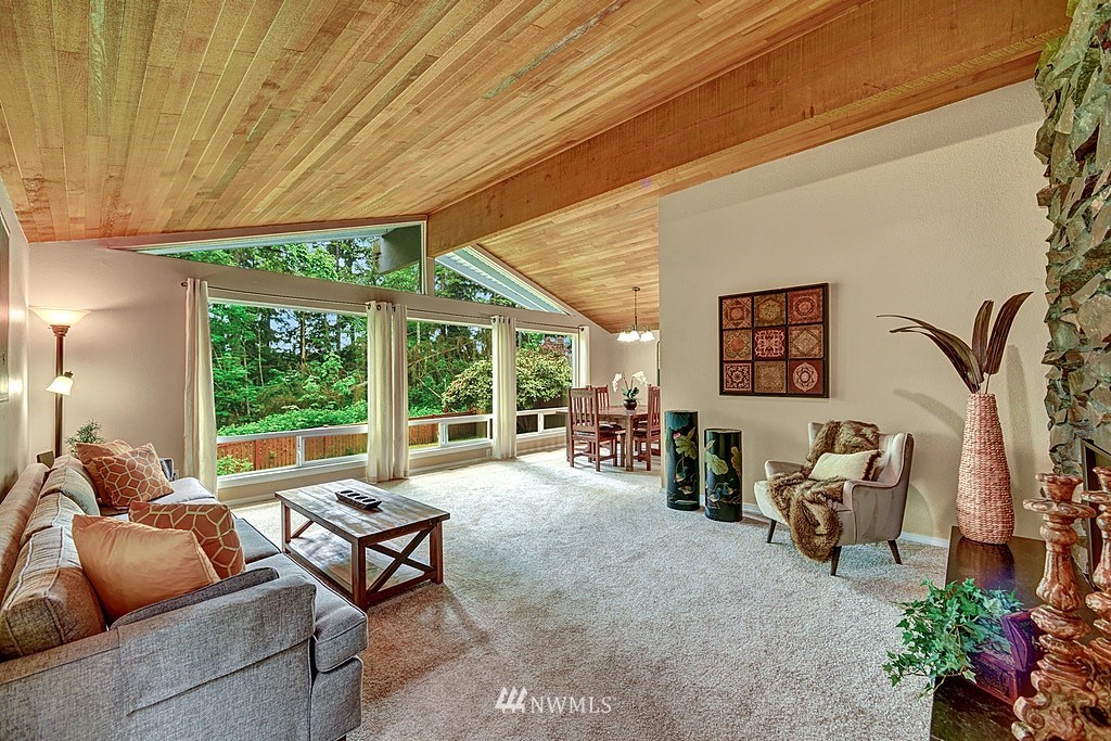 15607 Southeast 148th Street Renton, WA 98059 - Photo 3 of 21 Gallery Image 3