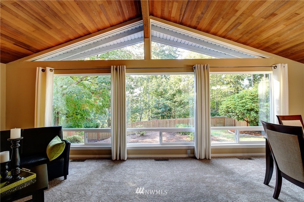 15607 Southeast 148th Street Renton, WA 98059 - Photo 4 of 21 Gallery Image 4
