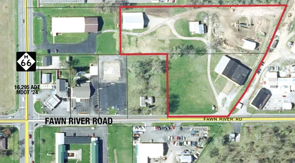 $975,000 | 539 Fawn River Road, Sturgis, MI 49091