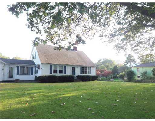 44 Tenney Hill Road Kittery, ME 03905 - Photo 2 of 15 Exterior Front.