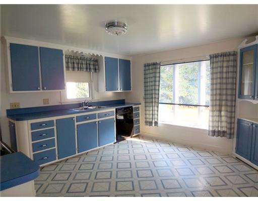 44 Tenney Hill Road Kittery, ME 03905 - Photo 7 of 15 Kitchen.