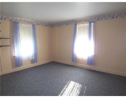 44 Tenney Hill Road Kittery, ME 03905 - Photo 10 of 15 Bedroom. First Floor Bedroom