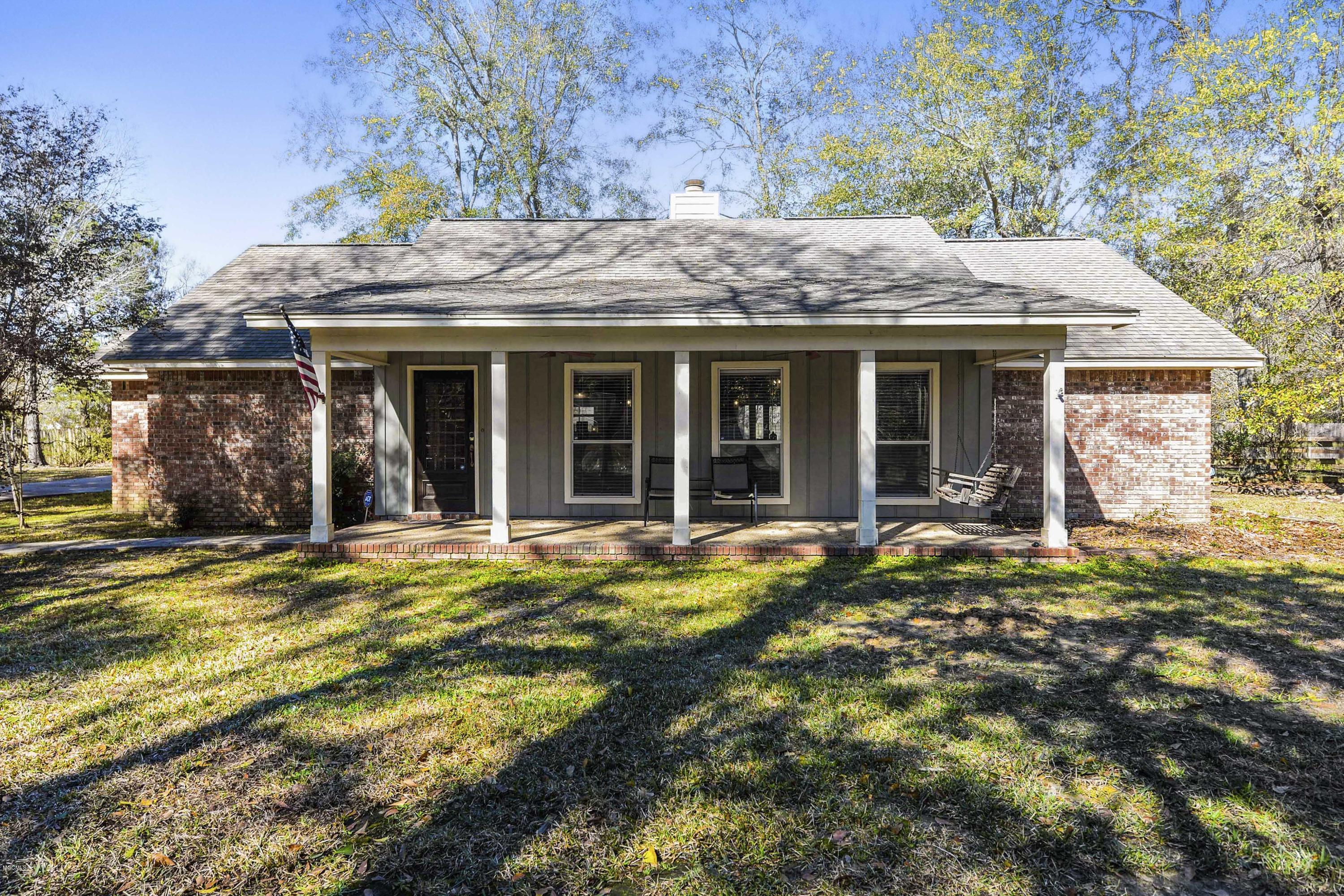 9100 Old Walnut Road Ocean Springs, MS 39564 - Photo 1 of 22 Primary Photo