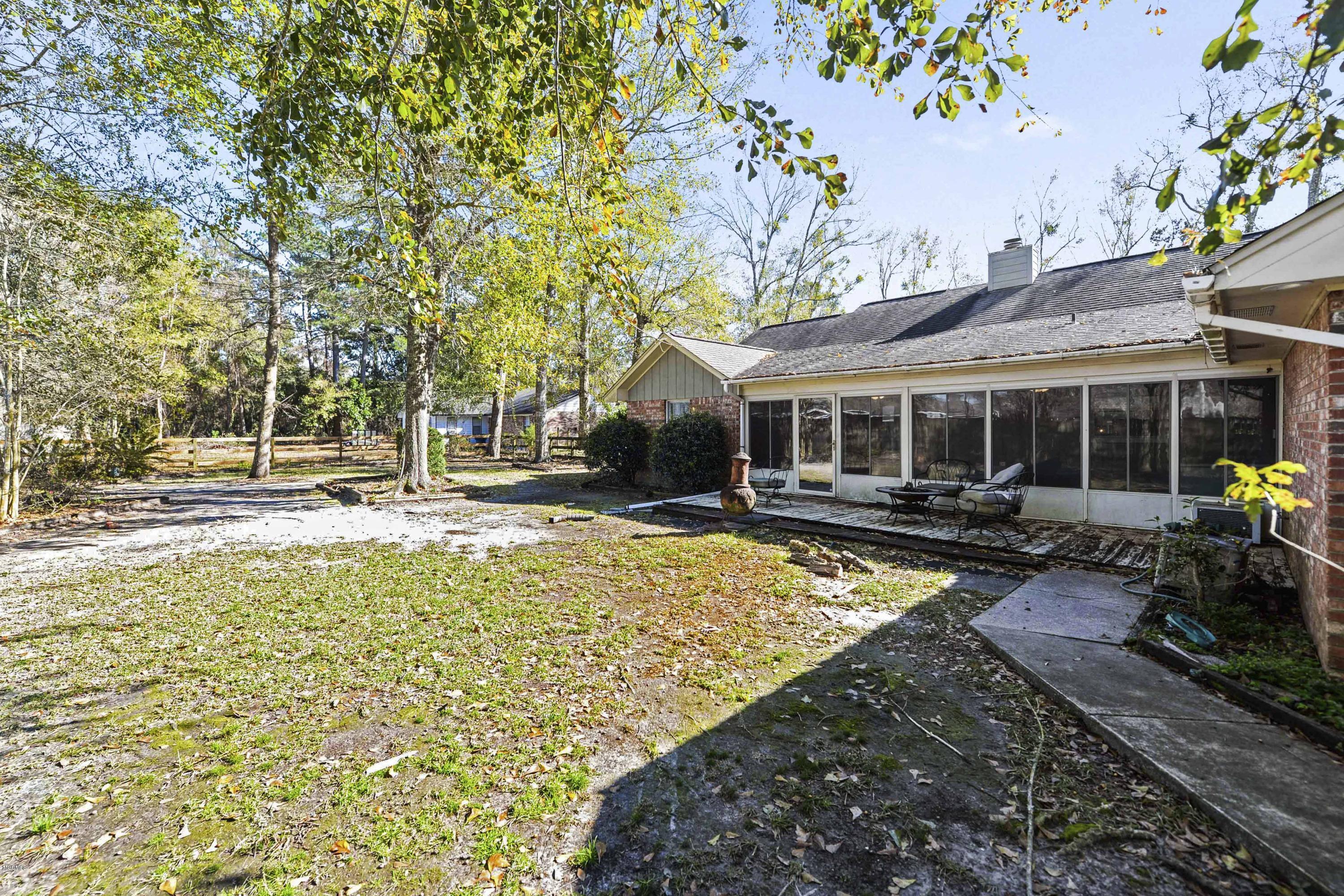 9100 Old Walnut Road Ocean Springs, MS 39564 - Photo 22 of 22 022