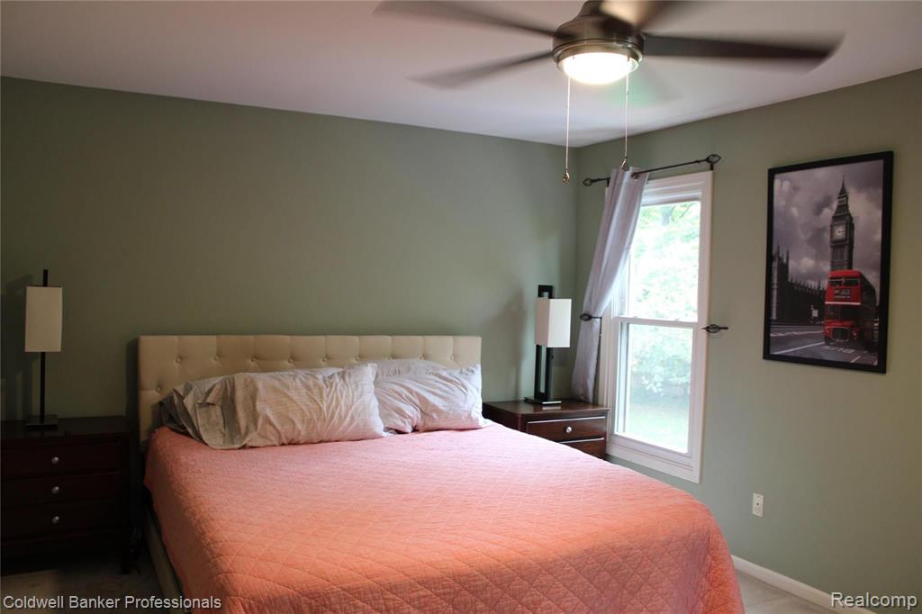523 Buttercup Drive Rochester Hills, MI 48307 - Photo 15 of 29