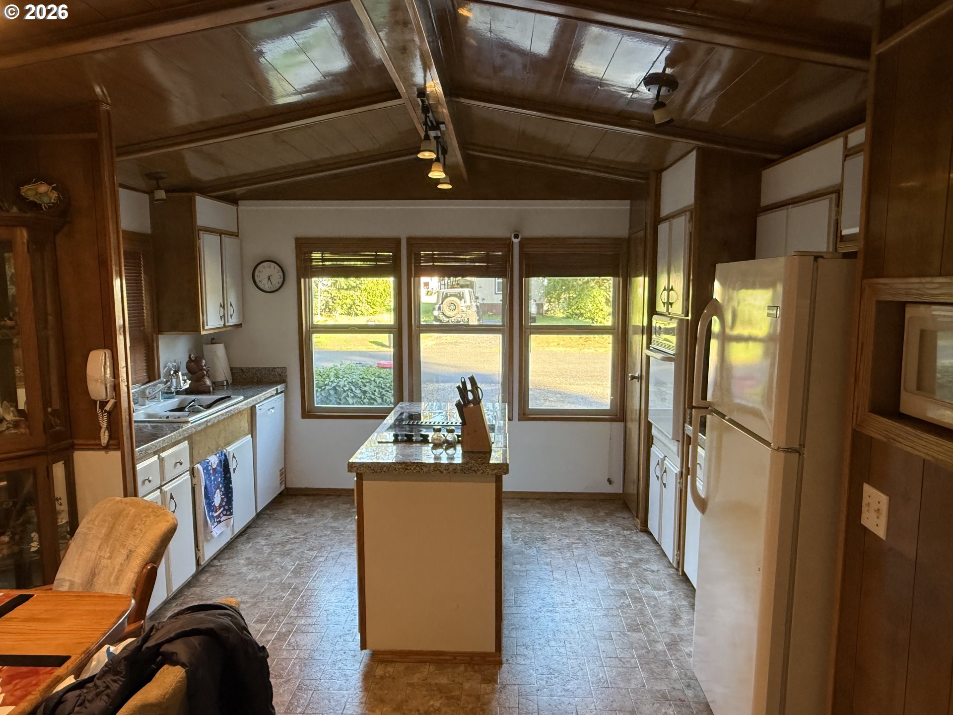 92 Evans Street Carson, WA 98610 - Photo 3 of 28