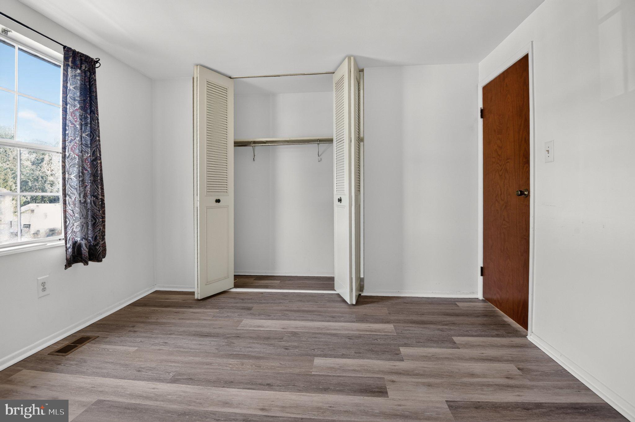 110 North Garfield Road Sterling, VA 20164 - Photo 20 of 33 Main Level Bedroom #2