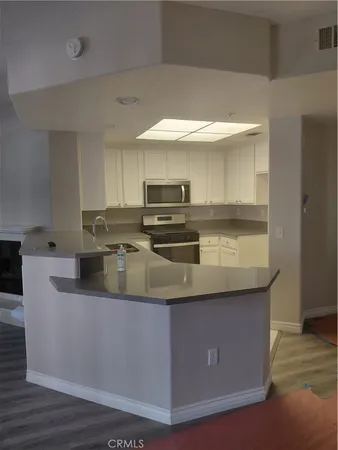 $375,000 | 130 South Barranca Avenue, Unit 206, Covina, CA 91723