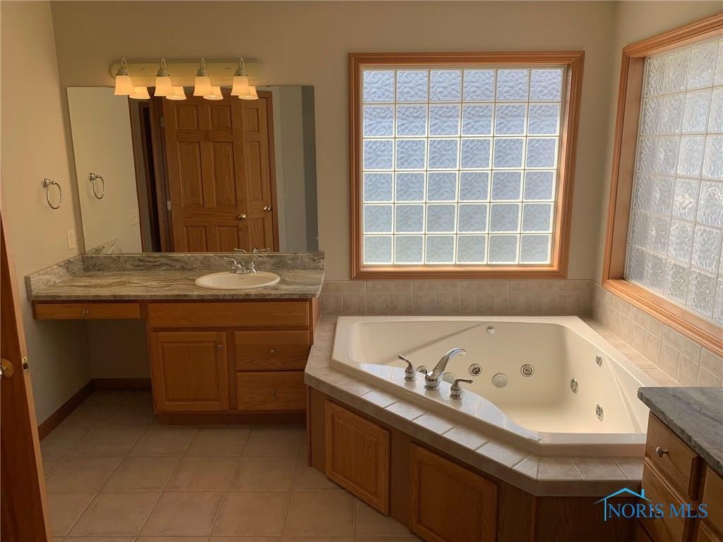 6528 Finzel Road Whitehouse, OH 43571 - Photo 28 of 36 Gallery Image 28