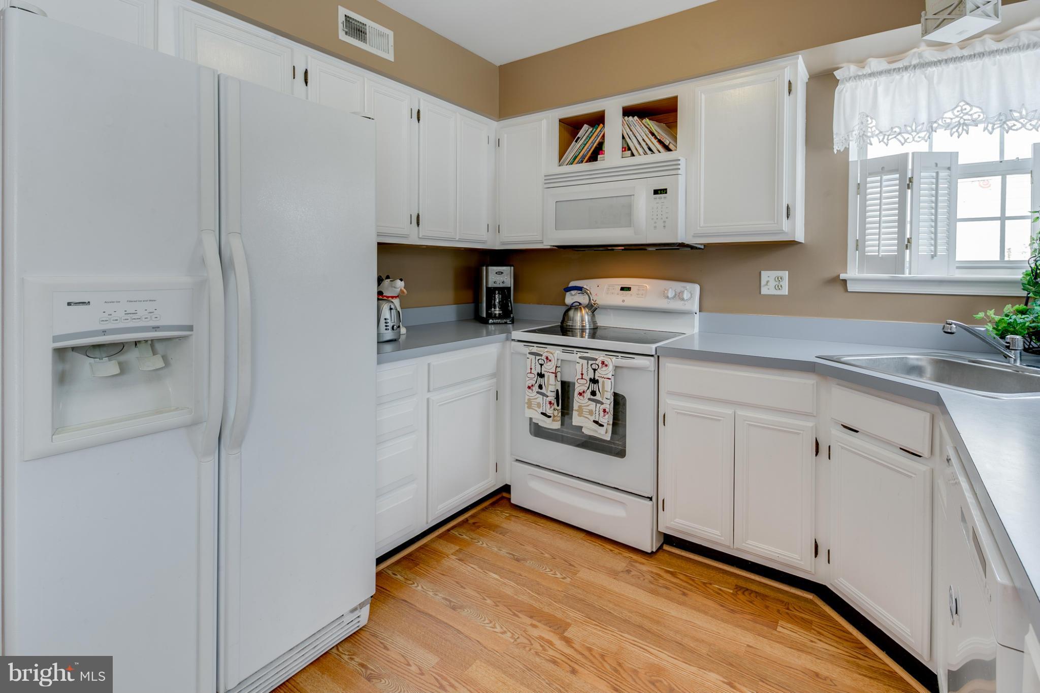 6677 Hunter Road Elkridge, MD 21075 - Photo 7 of 30 Kitchen