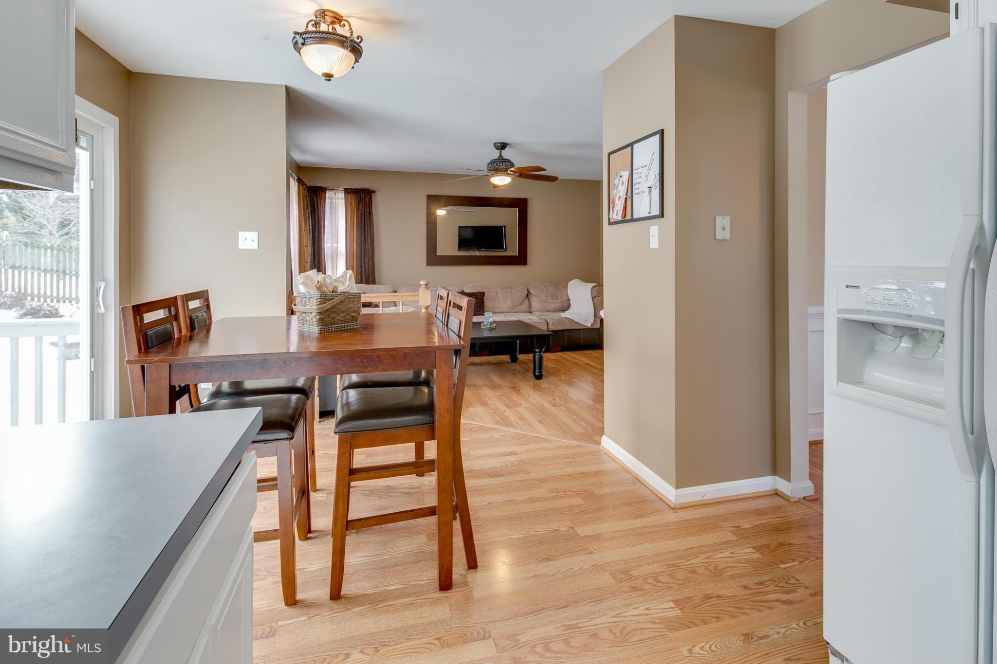 6677 Hunter Road Elkridge, MD 21075 - Photo 10 of 30 Kitchen