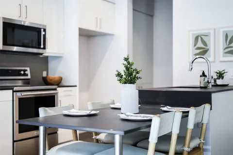 $399,000 | 1501 East 4th Street, Unit 206, Austin, TX 78702