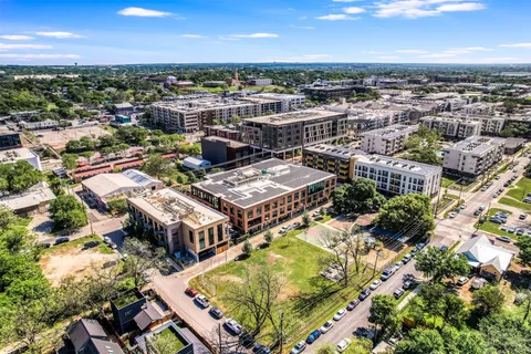 $399,000 | 1501 East 4th Street, Unit 206, Austin, TX 78702