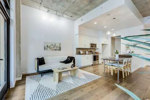 $399,000 | 1501 East 4th Street, Unit 206, Austin, TX 78702