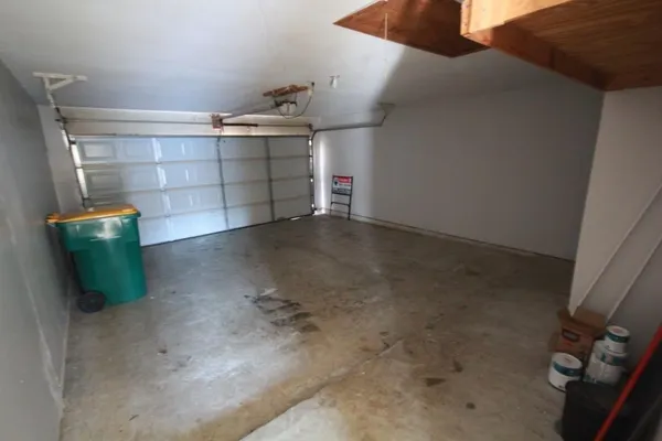 a view of a garage