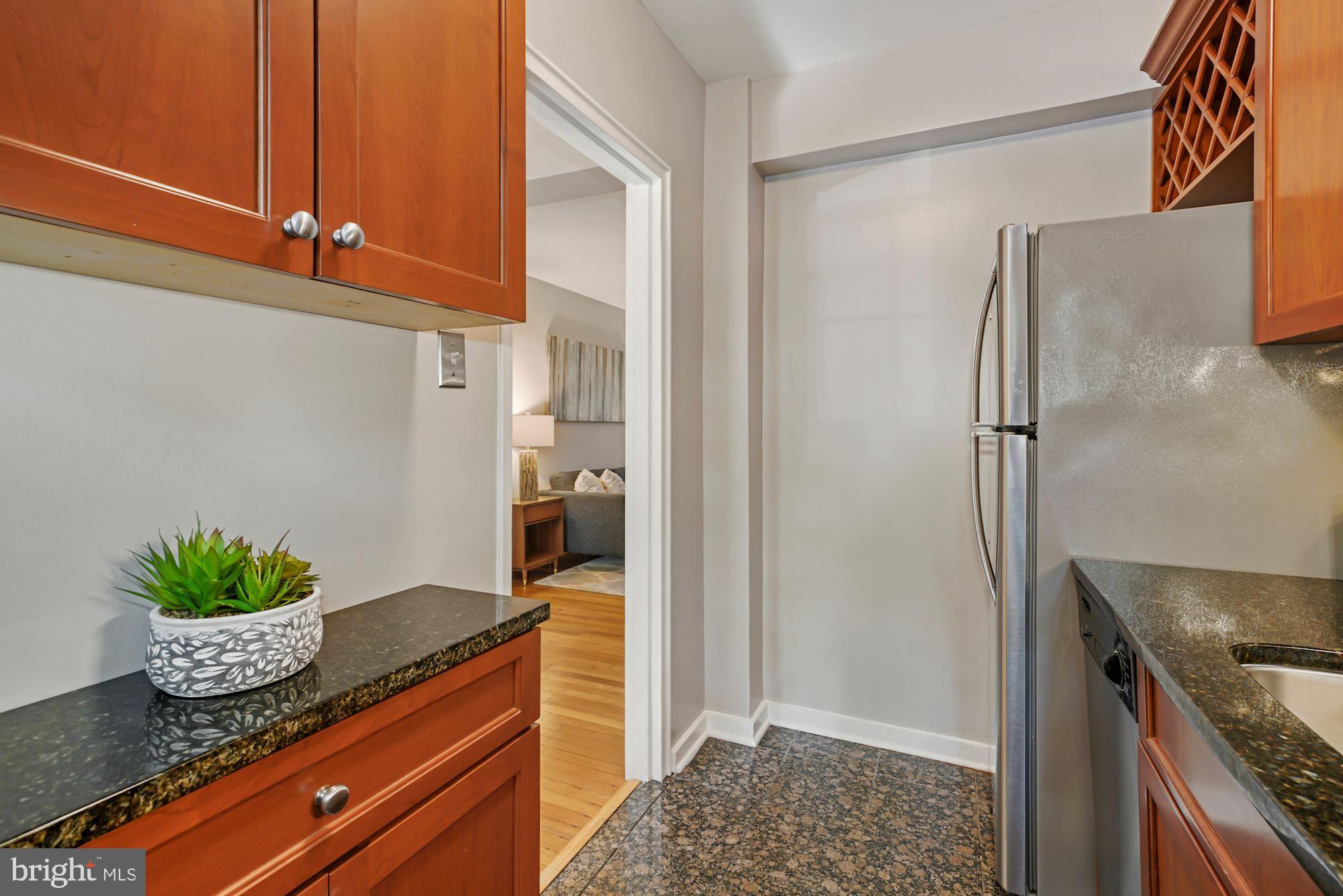 9 East Glebe Road, Unit D Alexandria, VA 22305 - Photo 12 of 22