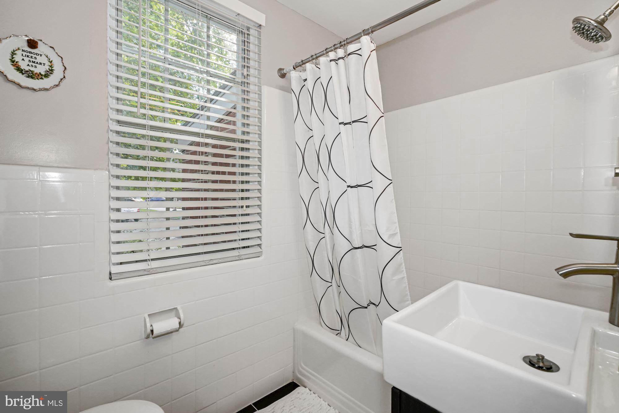 9 East Glebe Road, Unit D Alexandria, VA 22305 - Photo 13 of 22