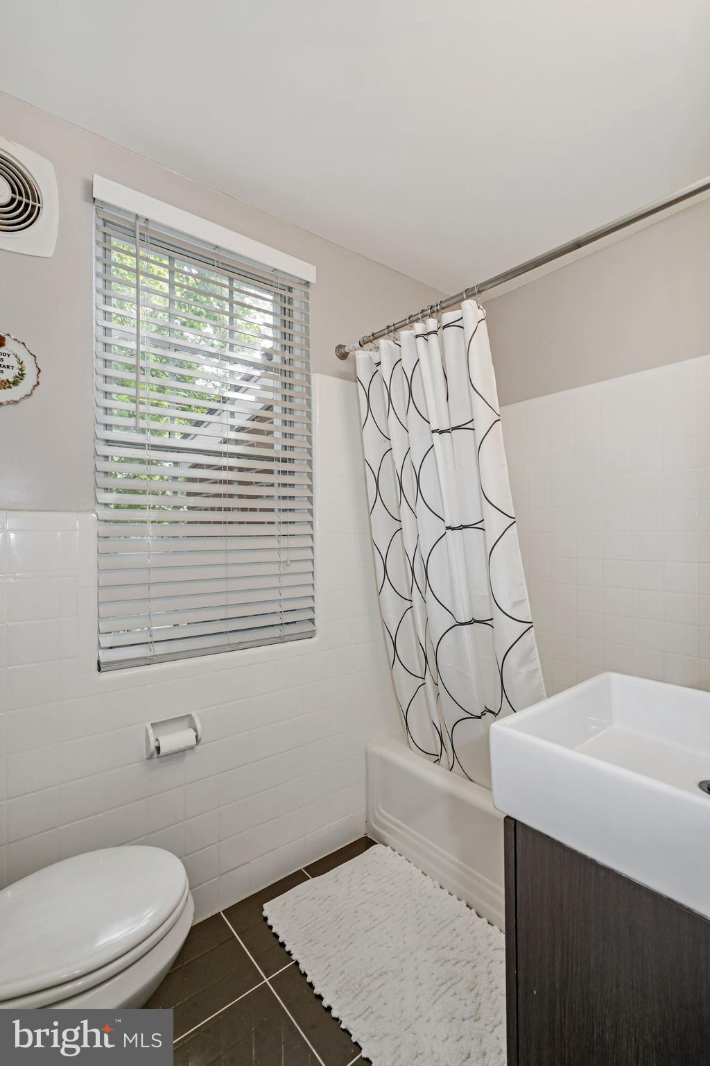 9 East Glebe Road, Unit D Alexandria, VA 22305 - Photo 15 of 22