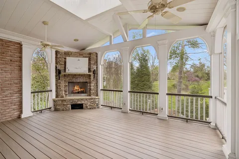 $2,189,835 | 525 Dekemont Lane, Brentwood, TN 37027