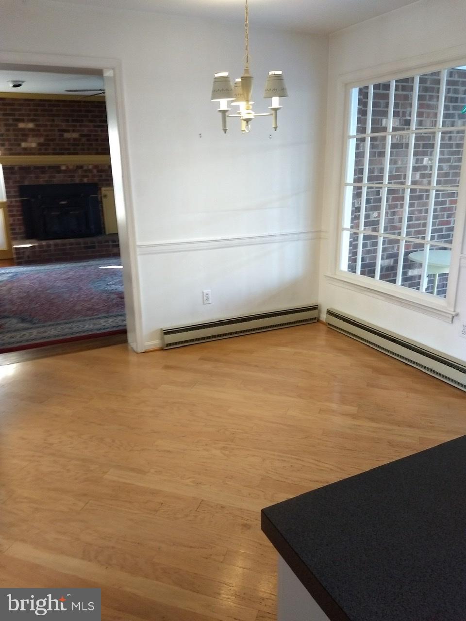 3906 Laurel Road Alexandria, VA 22309 - Photo 11 of 108 Breakfast Area