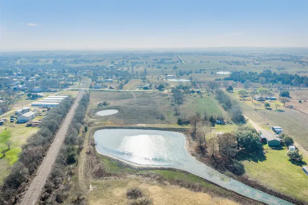 $595,000 | 407 Fm 955, Fayetteville, TX 78940