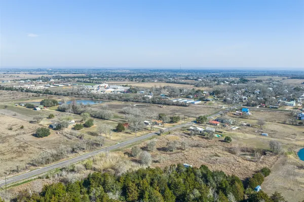 $595,000 | 407 Fm 955, Fayetteville, TX 78940
