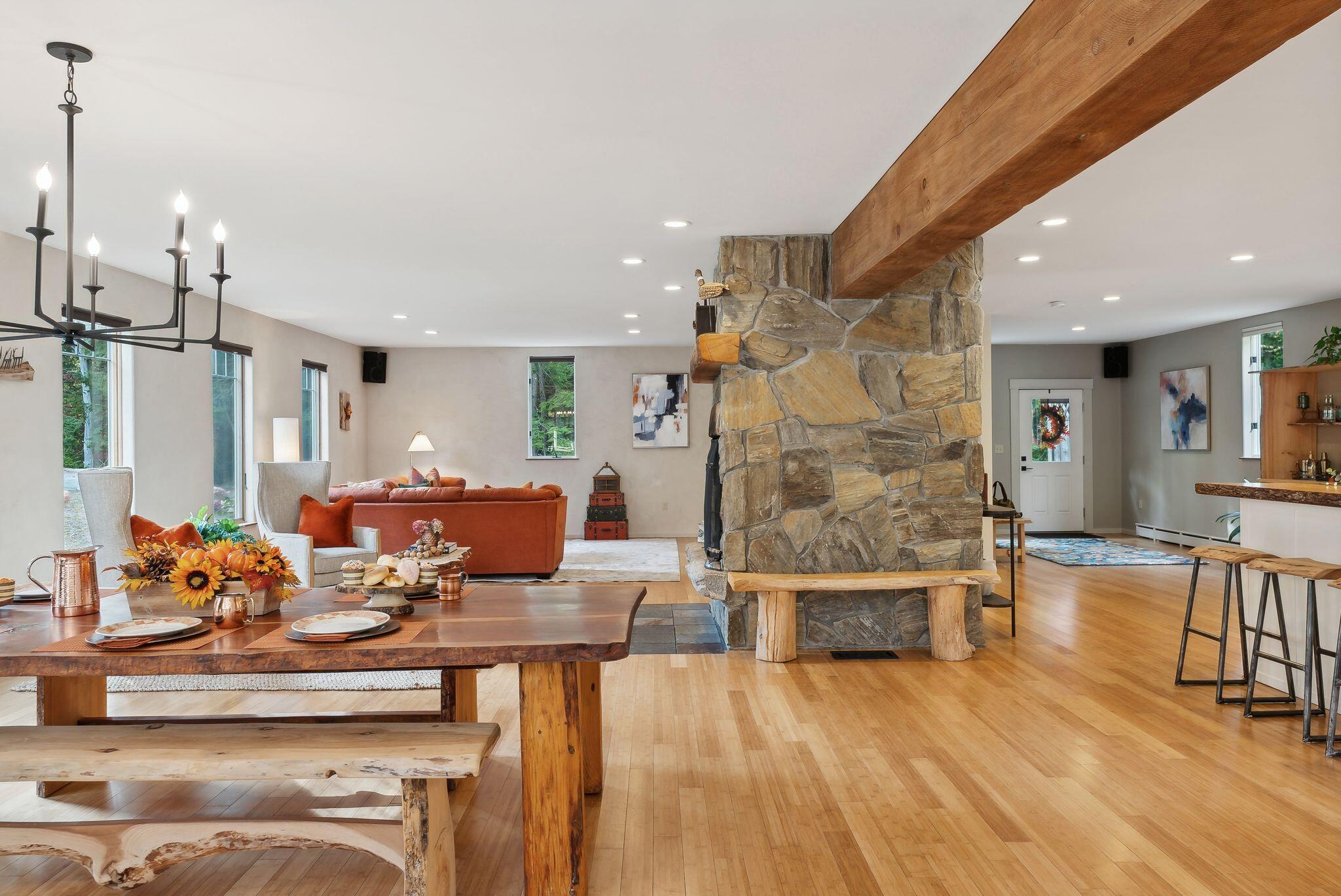 1363 Middle Road Woolwich, ME 04579 - Photo 16 of 105 Dining Area