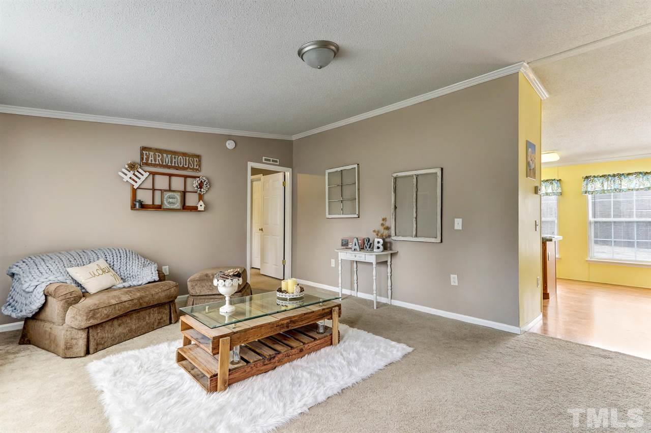 2143 Roney Lineberry Road Burlington, NC 27217 - Photo 4 of 25 Gallery Image 4