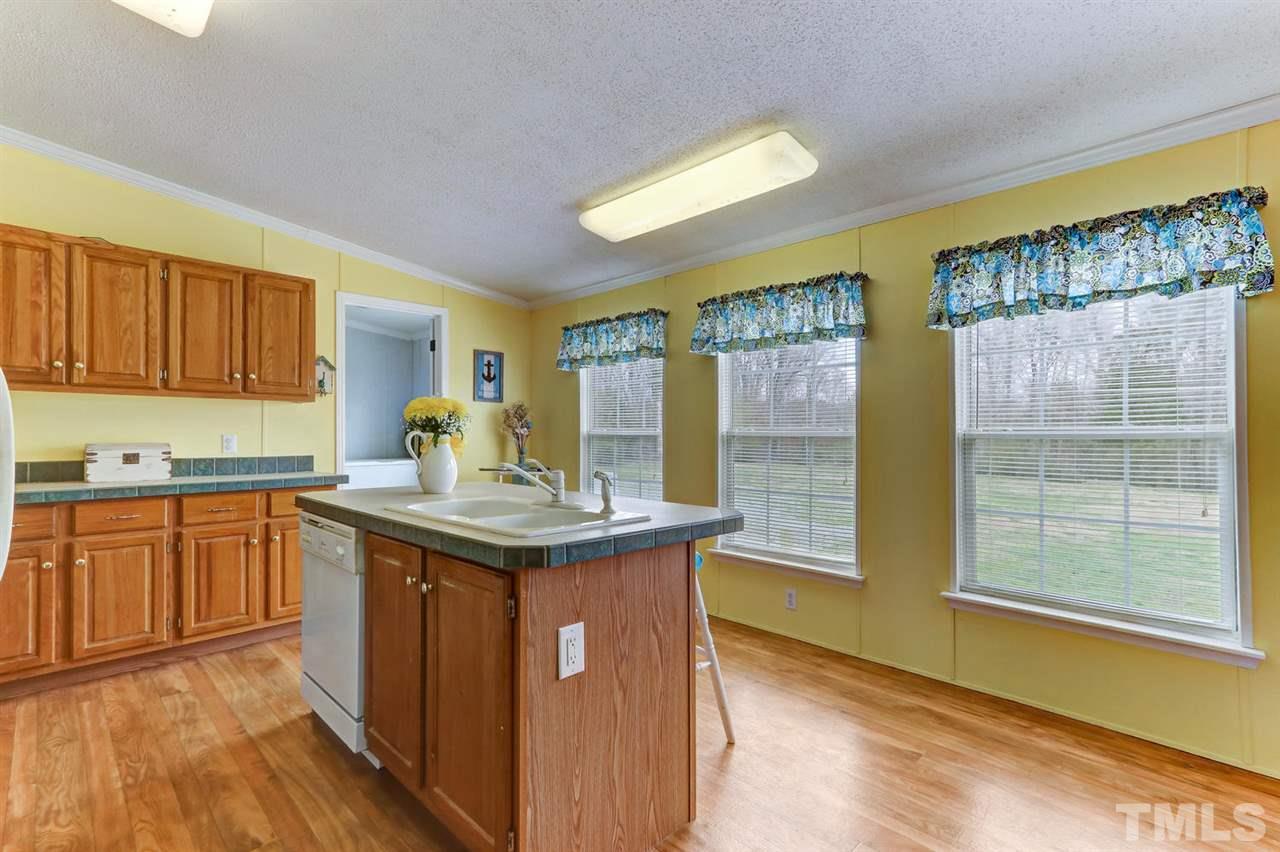 2143 Roney Lineberry Road Burlington, NC 27217 - Photo 7 of 25 Gallery Image 7