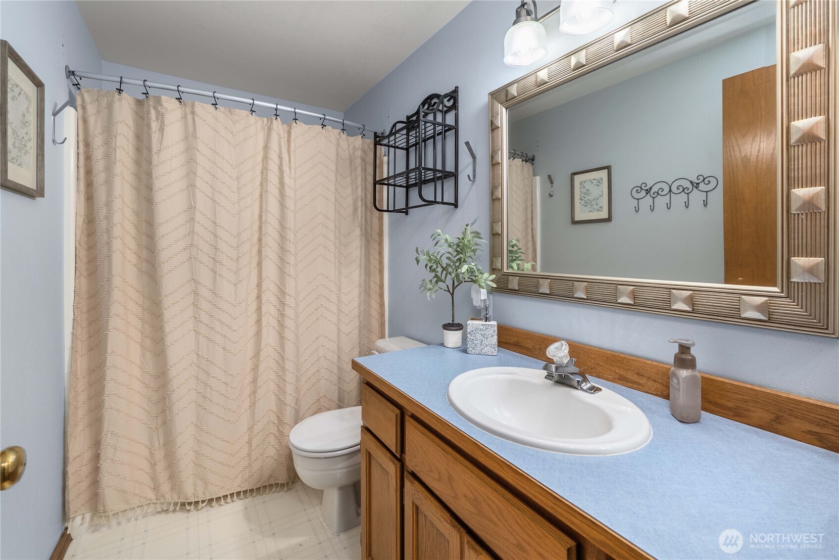 19213 136th Place Southeast Renton, WA 98058 - Photo 19 of 40