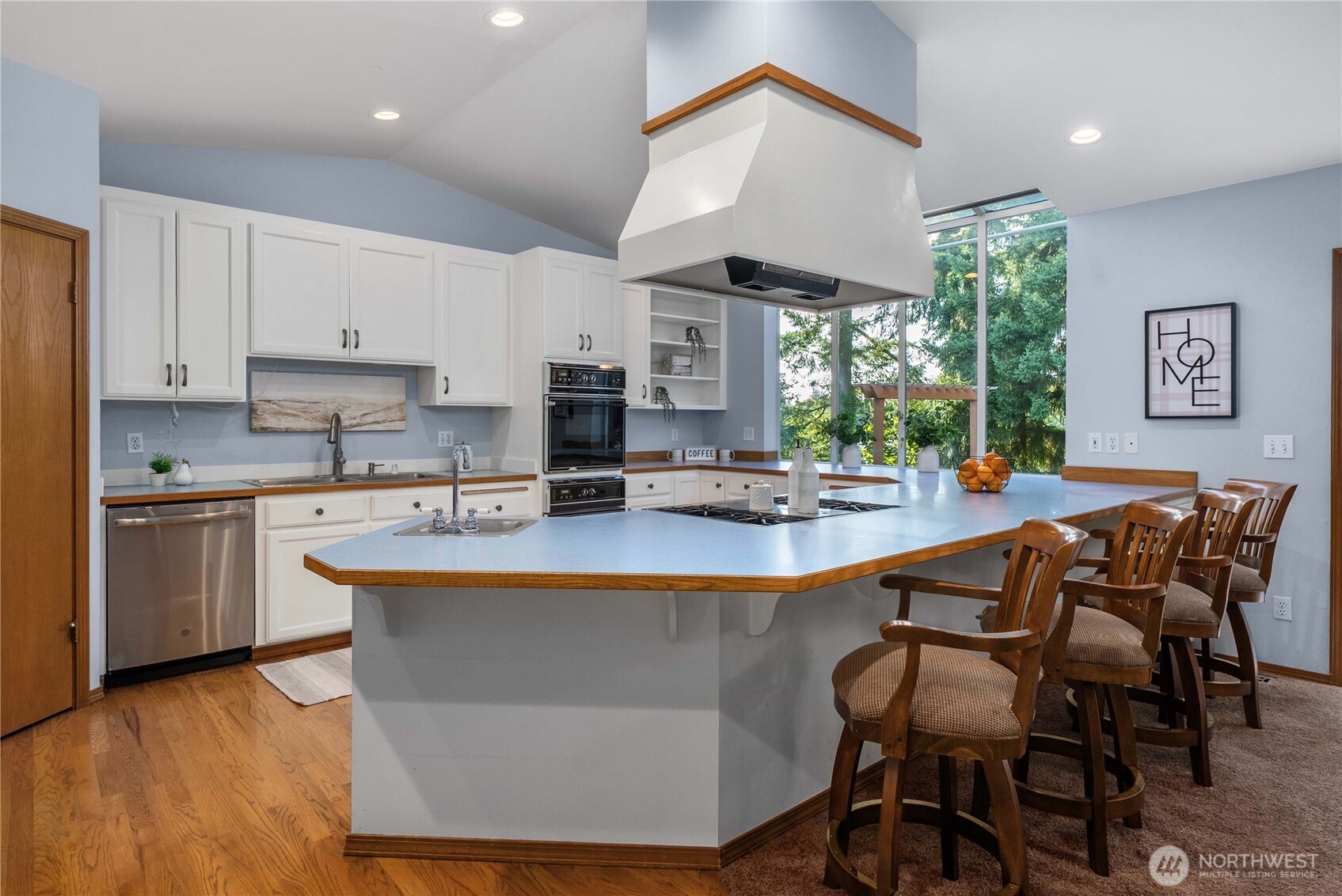 19213 136th Place Southeast Renton, WA 98058 - Photo 9 of 40