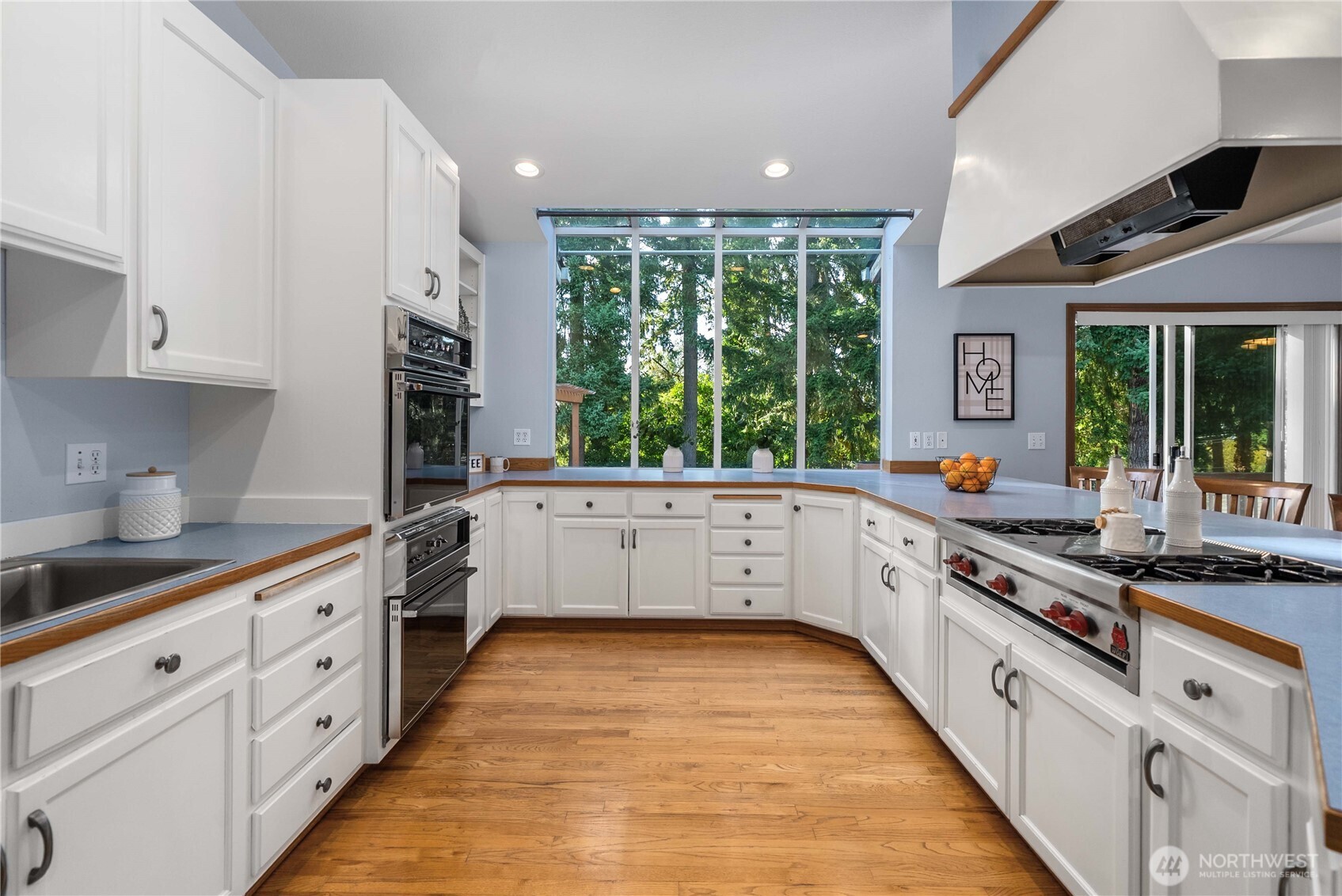 19213 136th Place Southeast Renton, WA 98058 - Photo 10 of 40