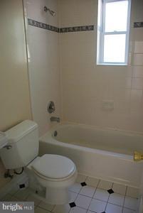 11709 Highview Avenue Silver Spring, MD 20902 - Photo 3 of 30 Bath