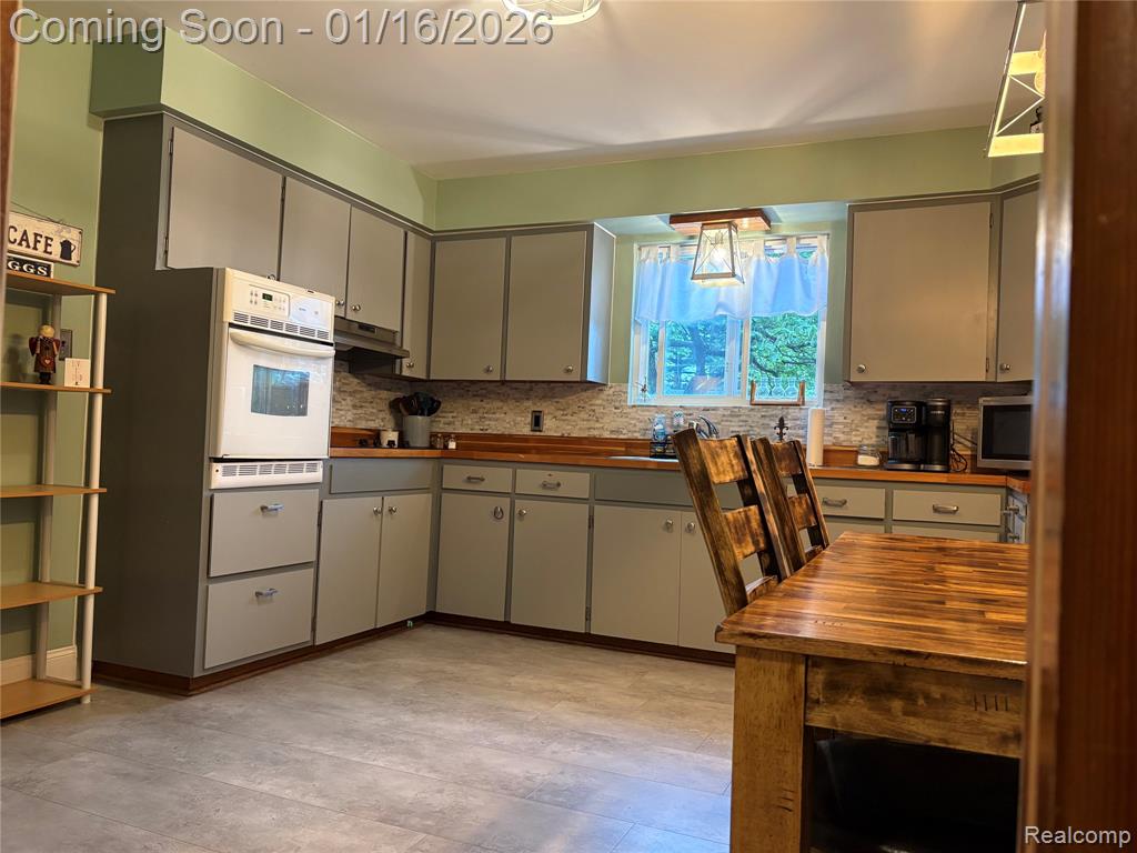 27972 Waltz Road New Boston, MI 48164 - Photo 13 of 17 Gallery Image 13