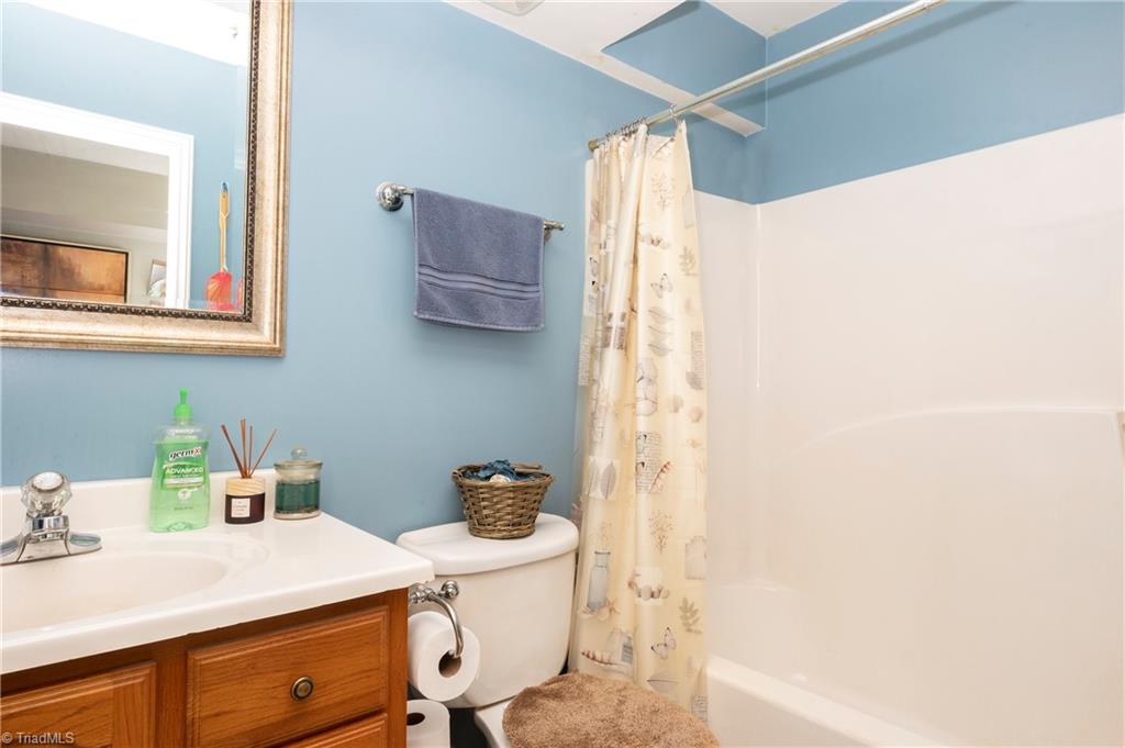 185 Redland Road Advance, NC 27006 - Photo 27 of 35 Basement Full Bathroom #3