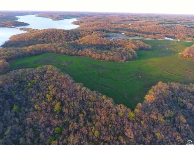 $1,840,000 | 4919 Ferguson Road, Perry, KS 66073