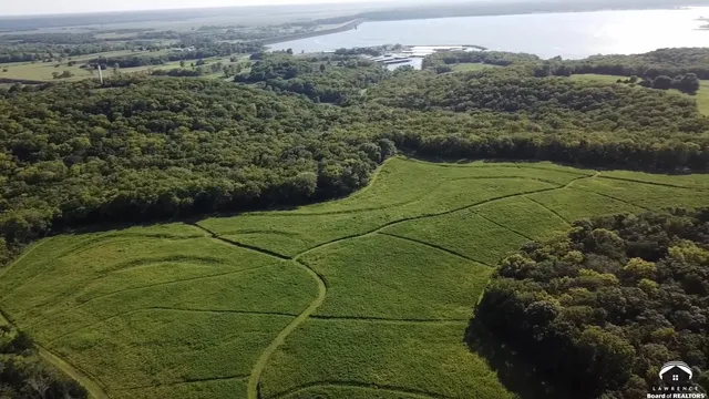 $1,840,000 | 4919 Ferguson Road, Perry, KS 66073