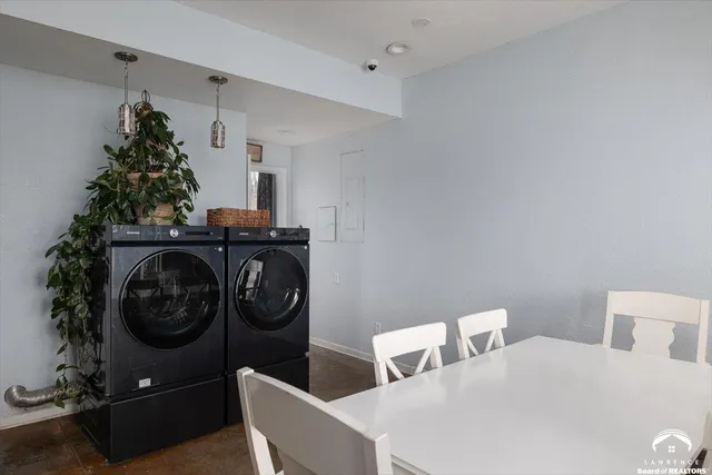 $1,840,000 | 4919 Ferguson Road, Perry, KS 66073