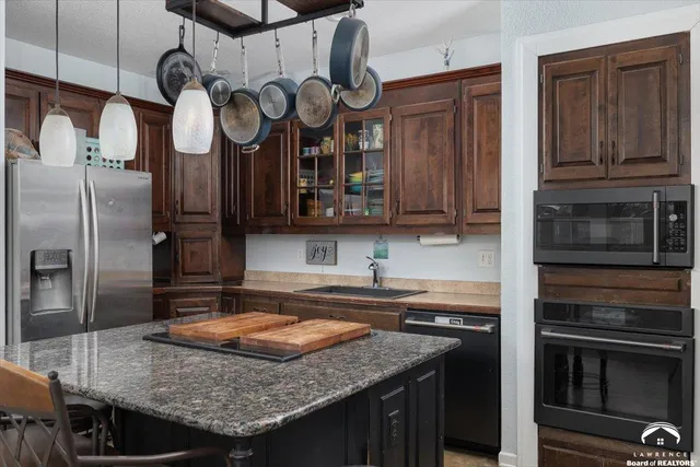 $1,840,000 | 4919 Ferguson Road, Perry, KS 66073