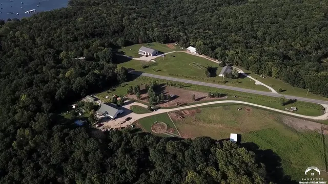 $1,840,000 | 4919 Ferguson Road, Perry, KS 66073