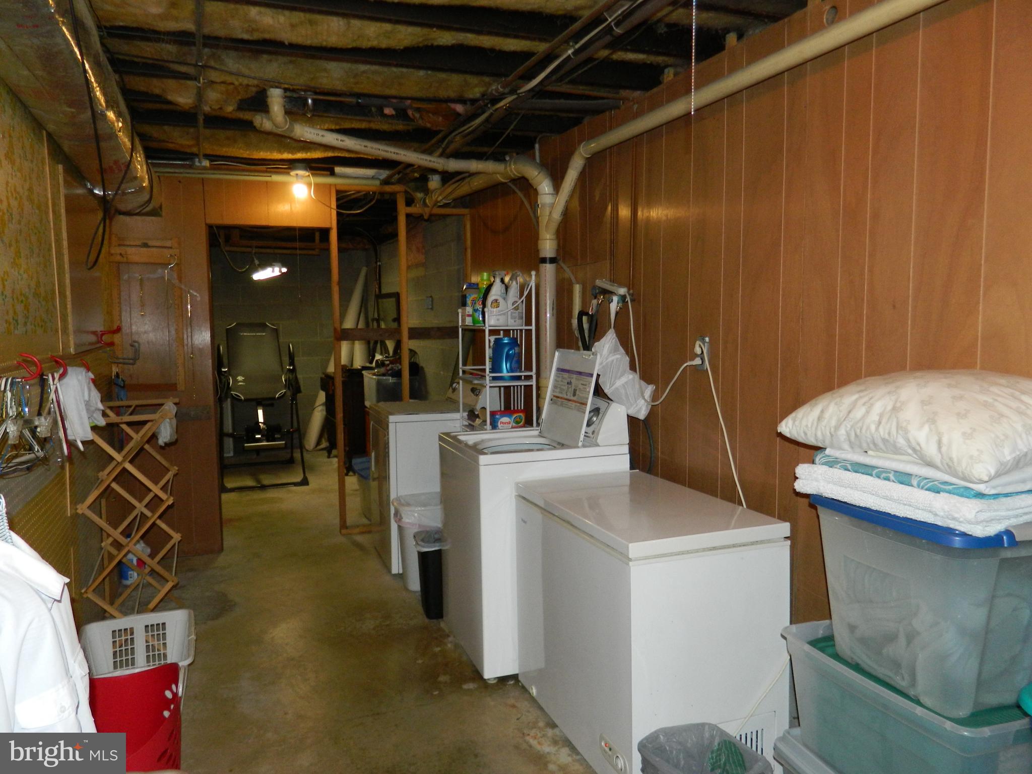 20822 San Mar Road Boonsboro, MD 21713 - Photo 16 of 36 Laundry