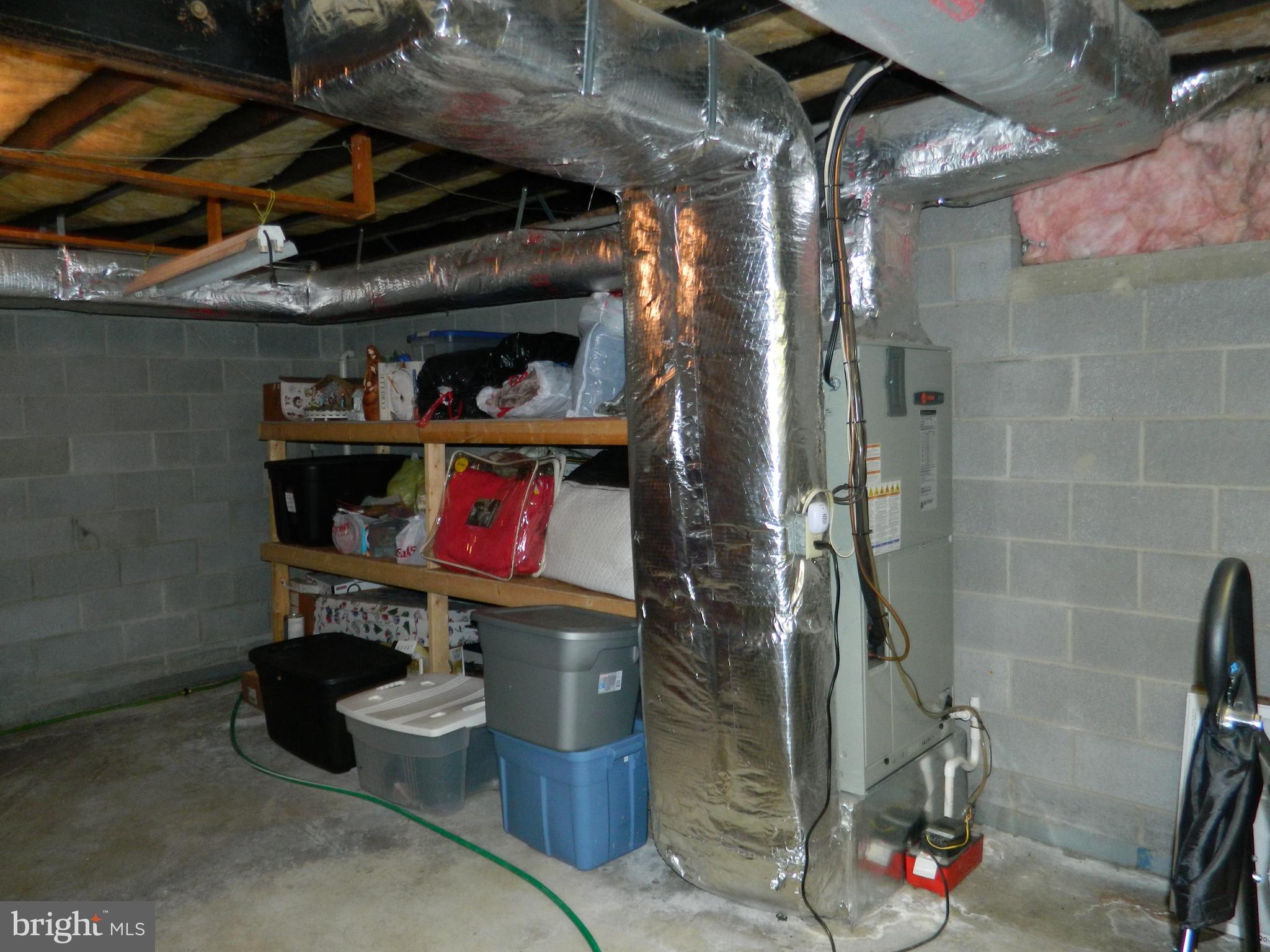 20822 San Mar Road Boonsboro, MD 21713 - Photo 19 of 36 Heat pump